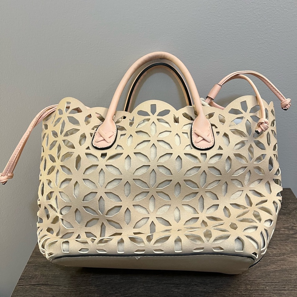 Catherine Malandrino Cream and Pink Cut-Out Tote with interior removable pouch - Picture 6 of 11